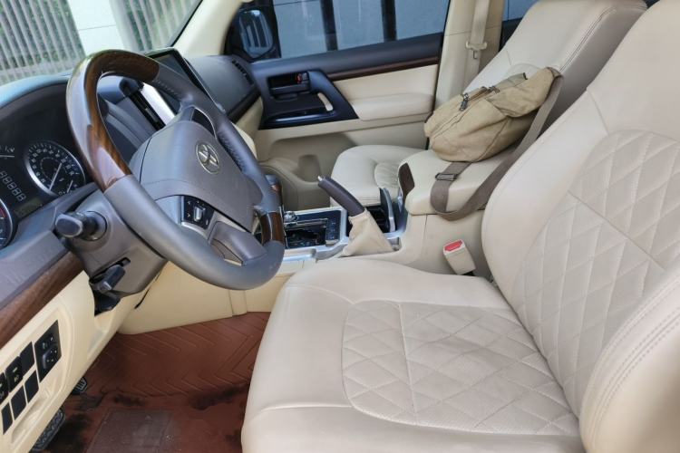 Used Toyota Land Cruiser  Left Front Seat