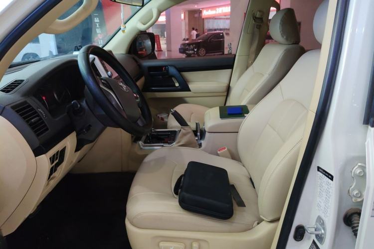 Used Toyota Land Cruiser  Left Front Seat