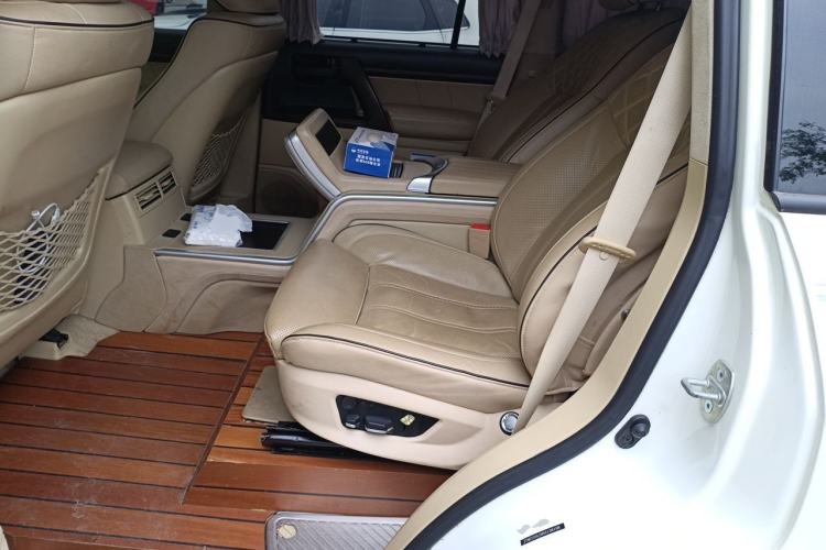 Used Toyota Land Cruiser 2016 4.0L Automatic Parallel Import Version 5 Seats Left Rear Seat