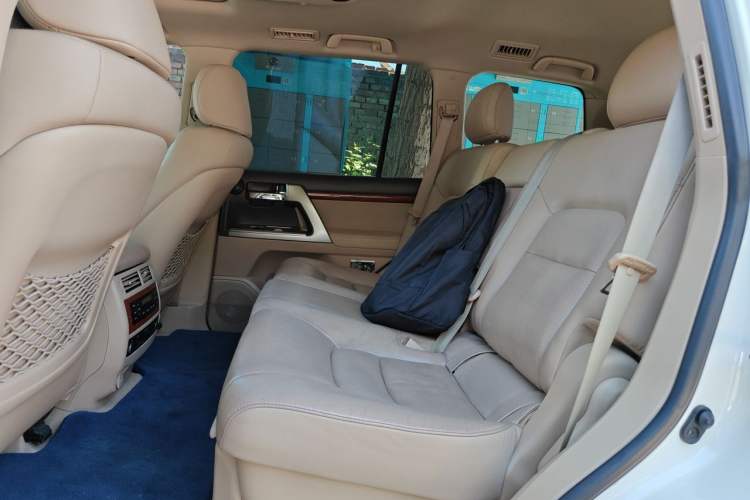 Used Toyota Land Cruiser  Left Rear Seat