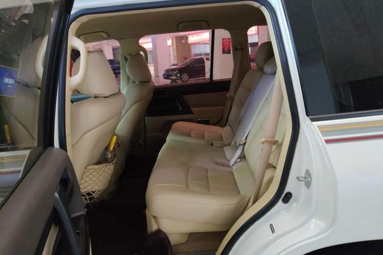 Used Toyota Land Cruiser  Left Rear Seat