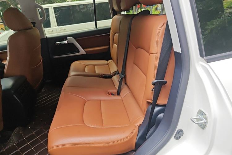 Used Toyota Land Cruiser  Left Rear Seat