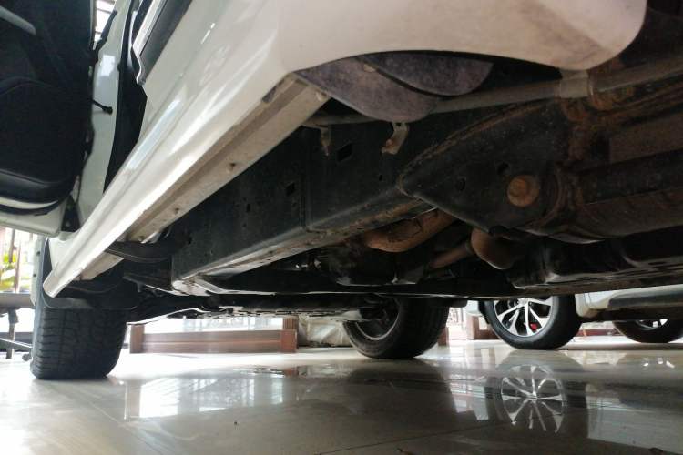 Used Toyota Land Cruiser 2016 4.0L Gasoline 8-Seater Middle East Version Left Side Sill