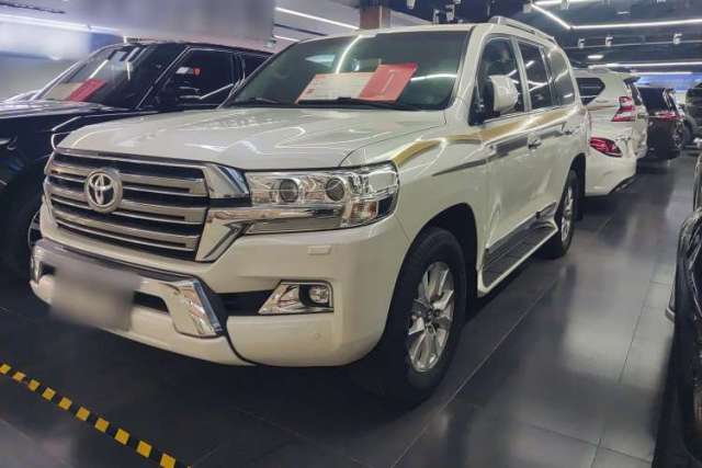 Used Toyota Land Cruiser 2016 5.7L Automatic/Manual Transmission EX-R Middle East