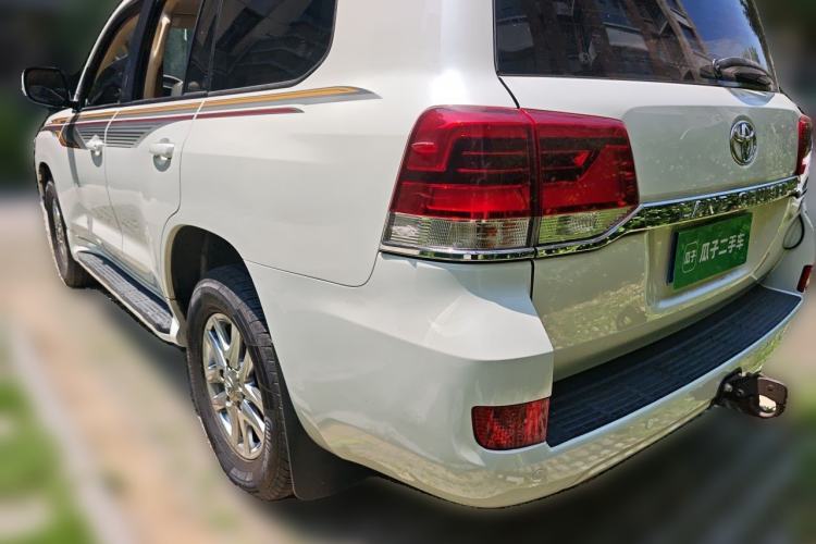Used Toyota Land Cruiser  Rear Left 45 Deg