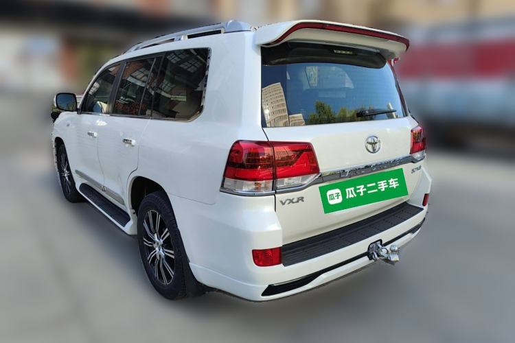Used Toyota Land Cruiser 2016 4.0L GX-R Eight-Cylinder Dual Differential – Middle East Rear Left 45 Deg