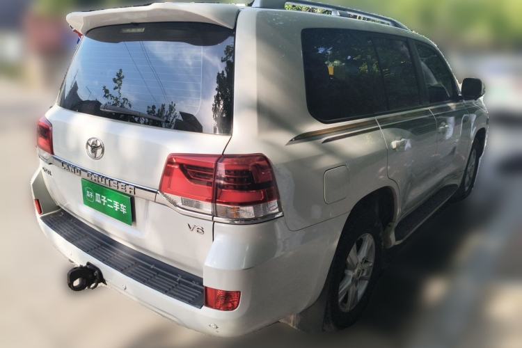 Used Toyota Land Cruiser 2016 4.0L Gasoline 8-Seater Middle East Version Rear Right 45 Deg
