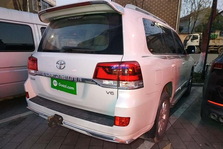 Used Toyota Land Cruiser 2016 4.0L Automatic GX-R Rear Right 45 Deg