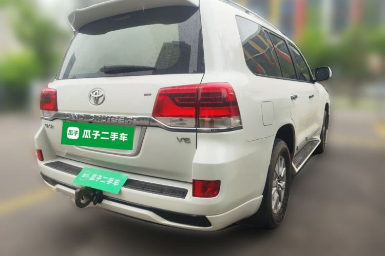 Used Toyota Land Cruiser 2016 4.0L Gasoline 8-Seater Middle East Version Rear Right 45 Deg