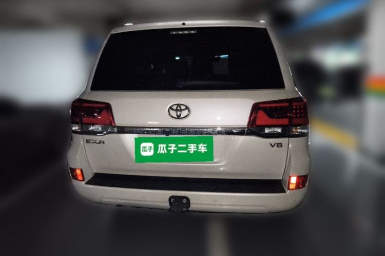 Used Toyota Land Cruiser 2016 4.6L GX-R Middle East Rear