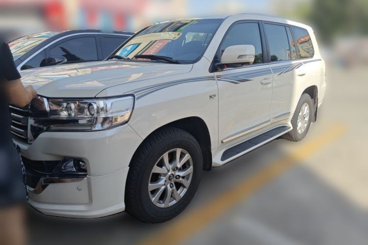 Ojetý Toyota Land Cruiser 2016 4.6L Automatic VX-R Guazi used car, China used car export, Used car for sale, Used cars, Cheapest cars for sale