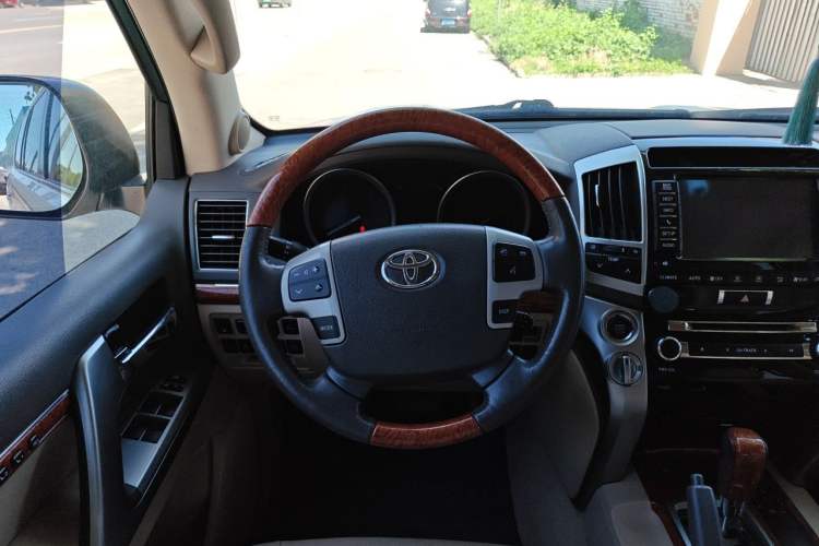 Used Toyota Land Cruiser  Steering Wheel
