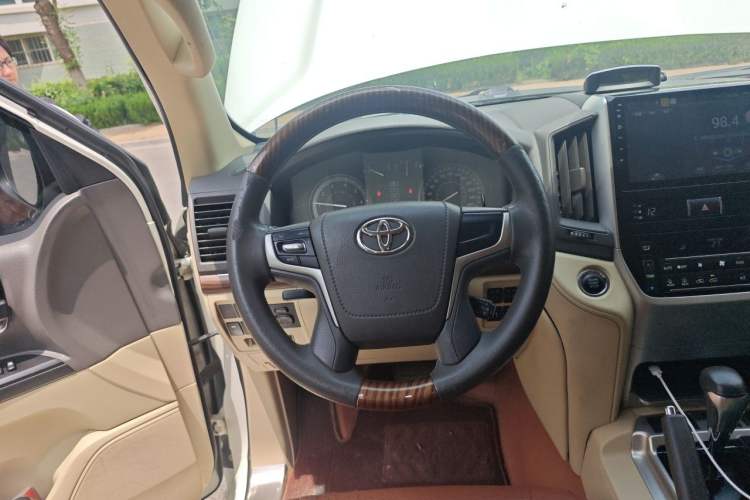 Used Toyota Land Cruiser  Steering Wheel