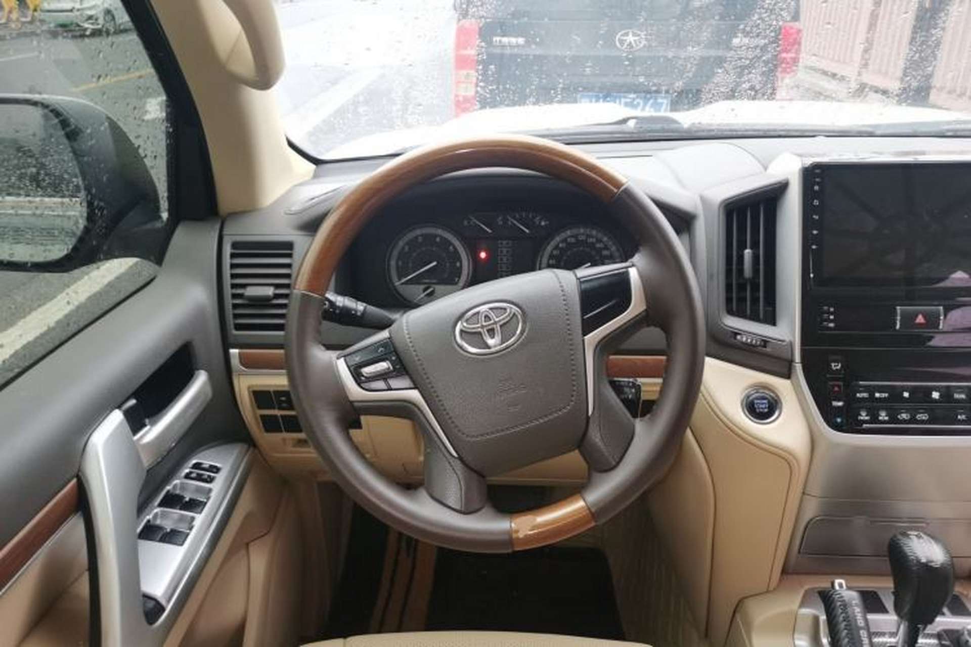 Used Toyota Land Cruiser 2016 4.0L GX 5-Seater U.S. Specification Steering Wheel