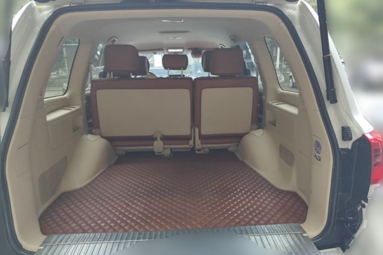 Used Toyota Land Cruiser  Trunk