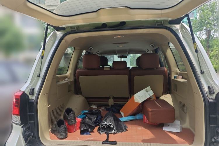 Used Toyota Land Cruiser  Trunk
