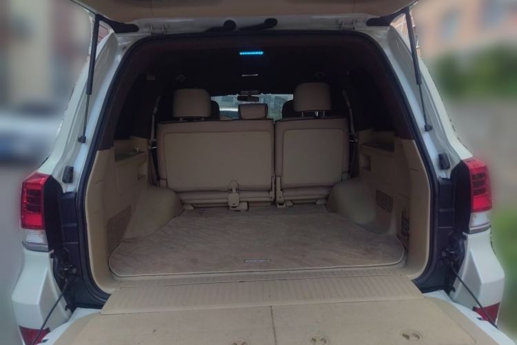 Used Toyota Land Cruiser  Trunk