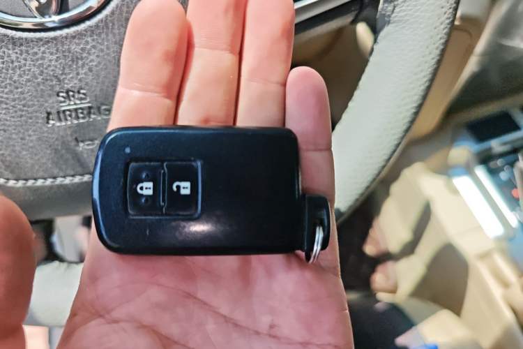 Used Toyota Land Cruiser  Vehicle Key