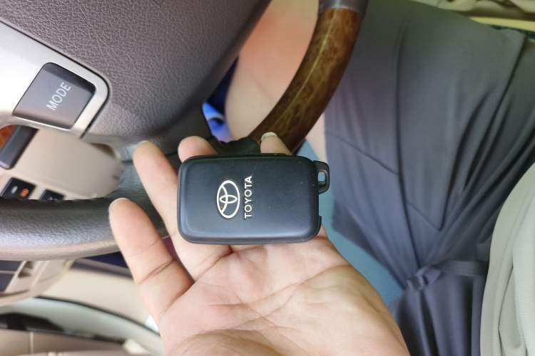 Used Toyota Land Cruiser  Vehicle Key