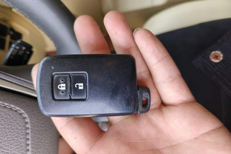 Used Toyota Land Cruiser  Vehicle Key