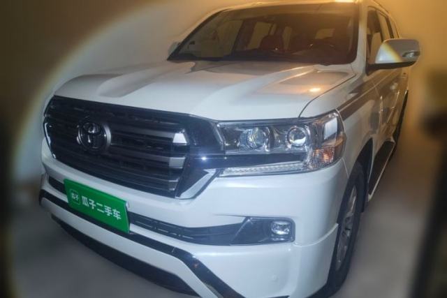 Used Toyota Land Cruiser 2016 5.7L Automatic/Manual Transmission EX-R Middle East