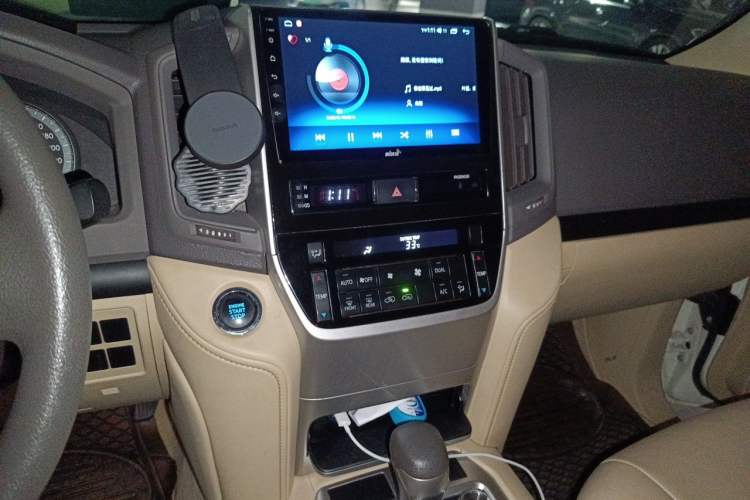 Used Toyota Land Cruiser 2016 4.0L Automatic Parallel Import Version 5 Seats Audio And AC Panel