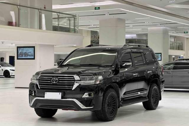 Used Toyota Land Cruiser 2017 4.0L GX 7-Seater U.S.-Spec Version