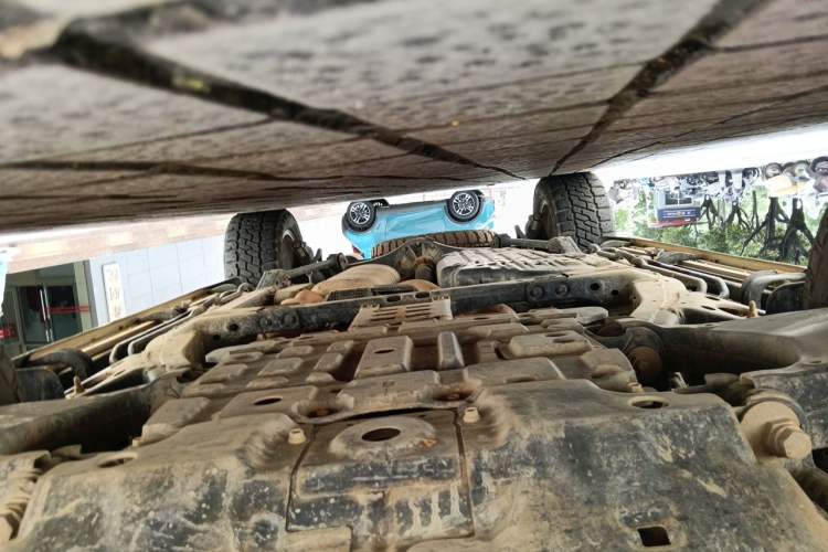 Used Toyota Land Cruiser  Chassis Front