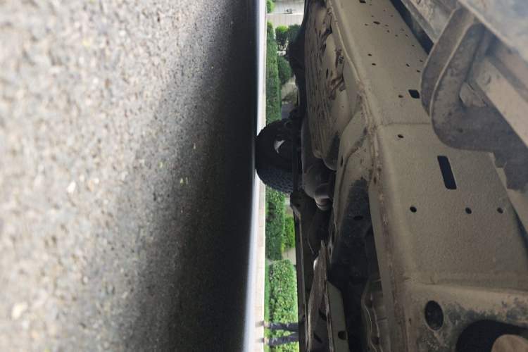 Used Toyota Land Cruiser  Chassis Front Right