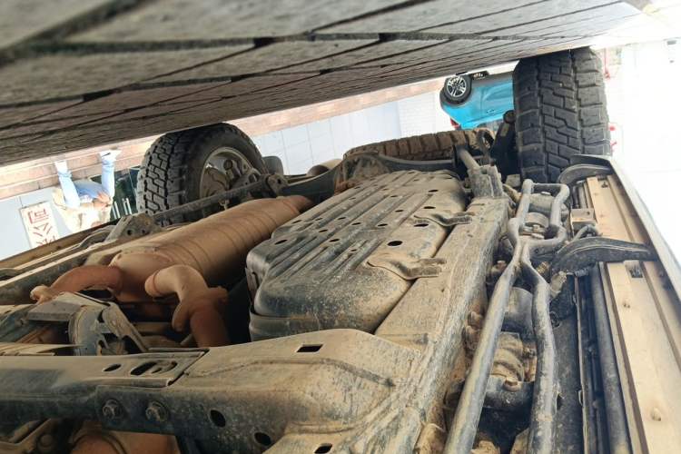 Used Toyota Land Cruiser  Chassis Front Right