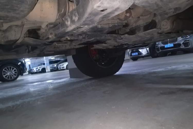 Used Toyota Land Cruiser  Chassis Front Right