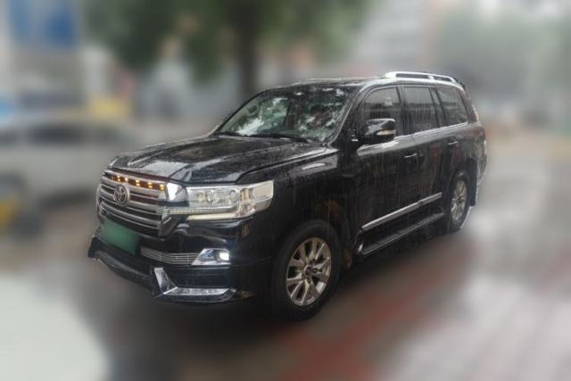 Used Toyota Land Cruiser 2017 5.7L VX-R Middle East