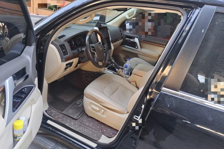 Used Toyota Land Cruiser 2017 4.0L Automatic Parallel Import Driver Seat