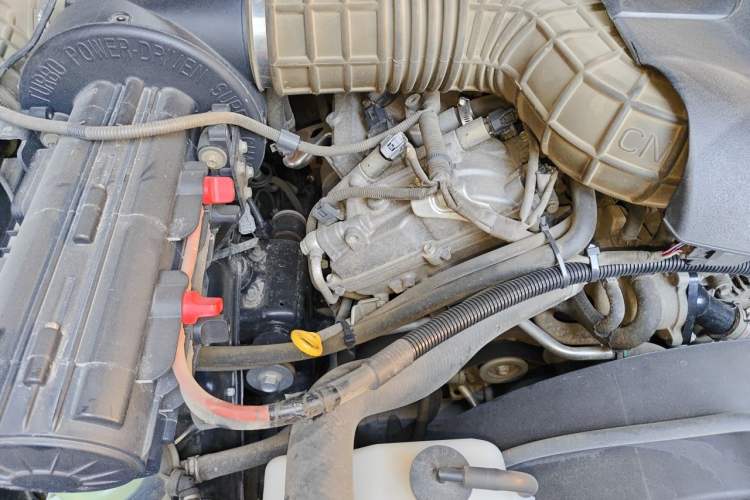 Used Toyota Land Cruiser 2017 4.0L Automatic Parallel Import Engine Bay Right