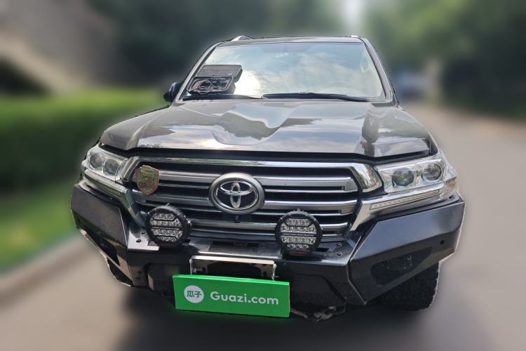Used Toyota Land Cruiser  Front