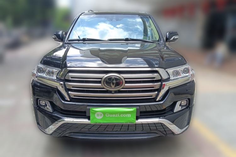 Used Toyota Land Cruiser  Front