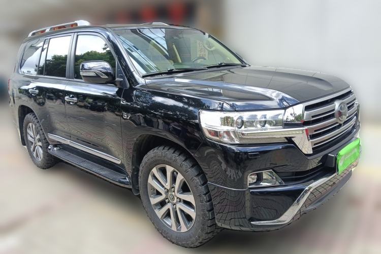 Used Toyota Land Cruiser  Front Right 45 Deg