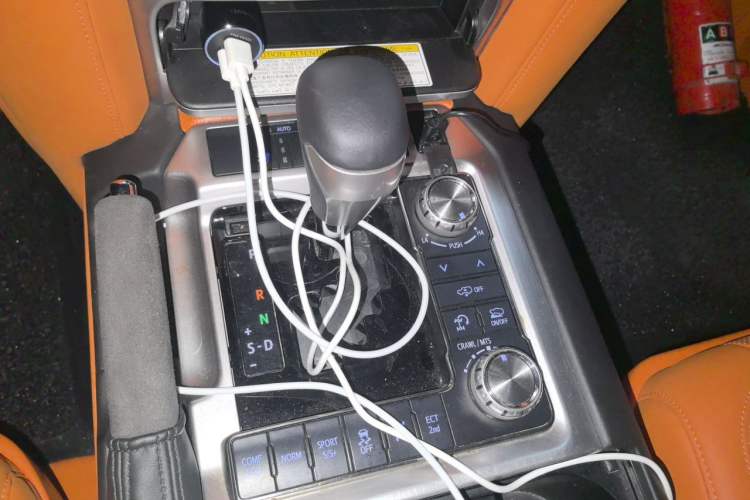Used Toyota Land Cruiser  Gear Lever