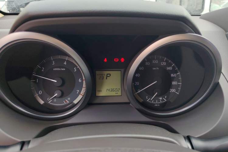 Used Toyota Land Cruiser 2017 4.0 V6 Low-Trim Version—Middle East Instrument Cluster
