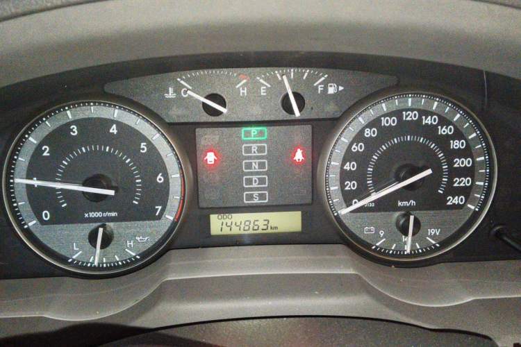 Used Toyota Land Cruiser  Instrument Cluster