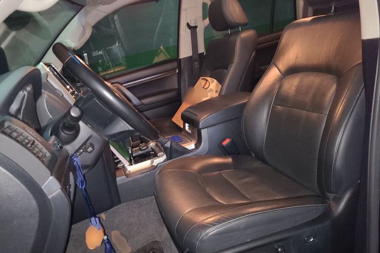 Used Toyota Land Cruiser  Left Front Seat