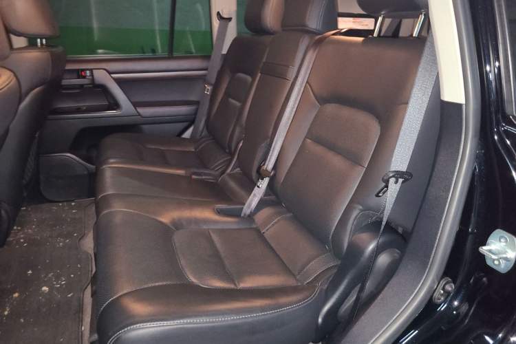 Used Toyota Land Cruiser  Left Rear Seat