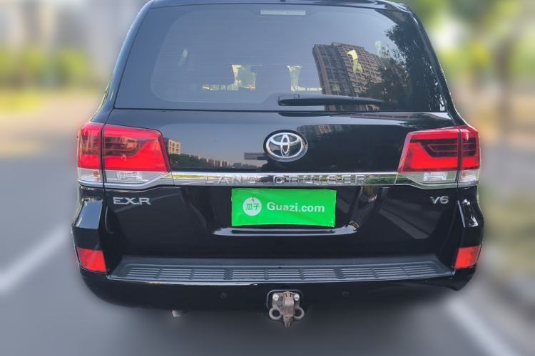 Used Toyota Land Cruiser  Rear