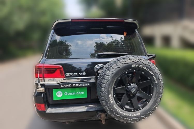 Used Toyota Land Cruiser  Rear