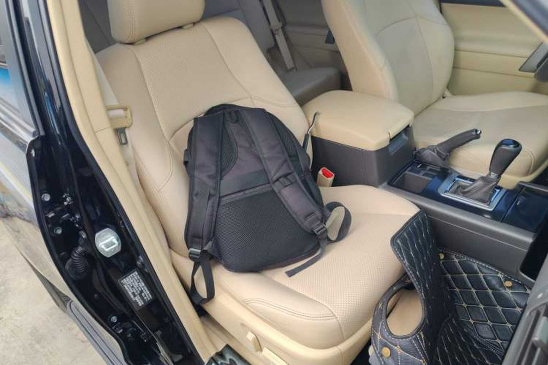 Used Toyota Land Cruiser 2017 4.0 V6 Low-Trim Version—Middle East Right Front Seat