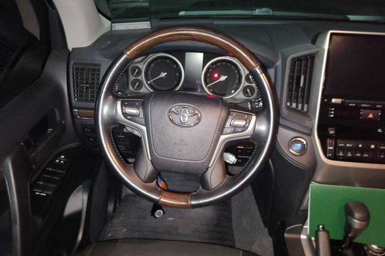 Used Toyota Land Cruiser  Steering Wheel