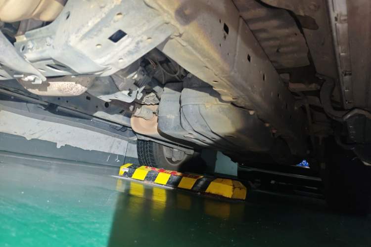 Used Toyota Land Cruiser  Chassis Front Left