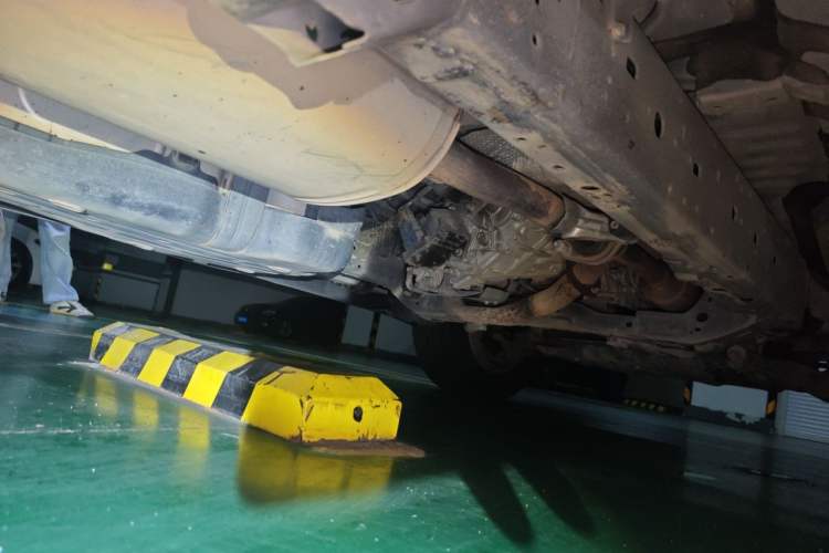 Used Toyota Land Cruiser  Chassis Rear Right