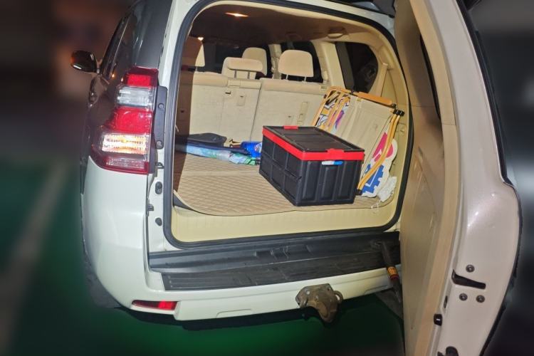 Used Toyota Land Cruiser  Trunk