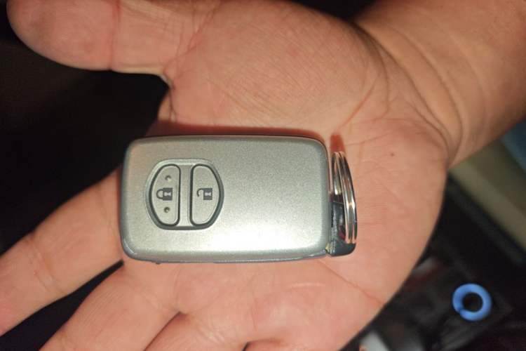 Used Toyota Land Cruiser  Vehicle Key